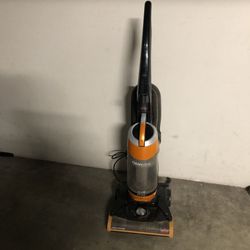 Bissell CleanView bagless upright vacuum cleaner