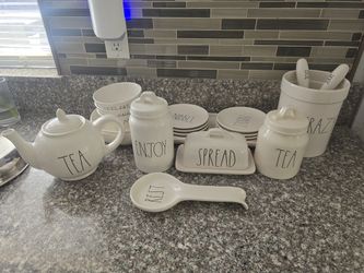 Rae Dunn Kitchenware Collection