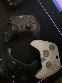 3 Gaming Controllers (scuf, razer, powerA)