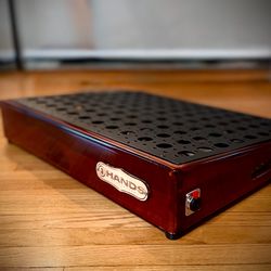 Pedal Board with power supply