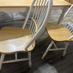 Table With Chairs 
