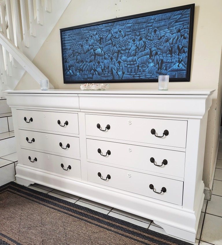 SOLID WOOD DRESSER 8 DRAWERS DELIVERY AVAILABLE