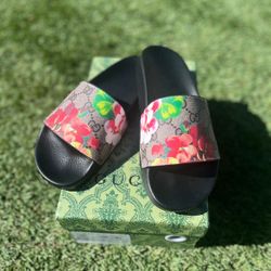 Gucci slides