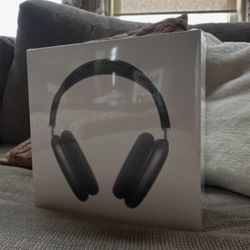 Airpod Maxes Space Grey