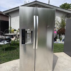 LG Refrigerator 