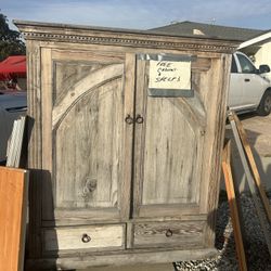 Free Armoire 