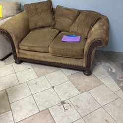Love Seat 
