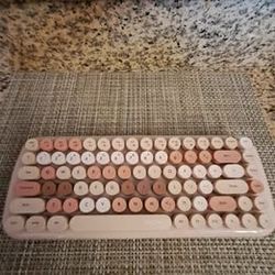 High End Wireless Keyboard Costs 140 Brand New