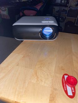 LED PROJECTOR