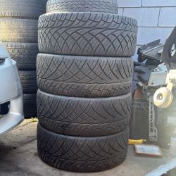 p265/35/22 set de 4 usadas $200