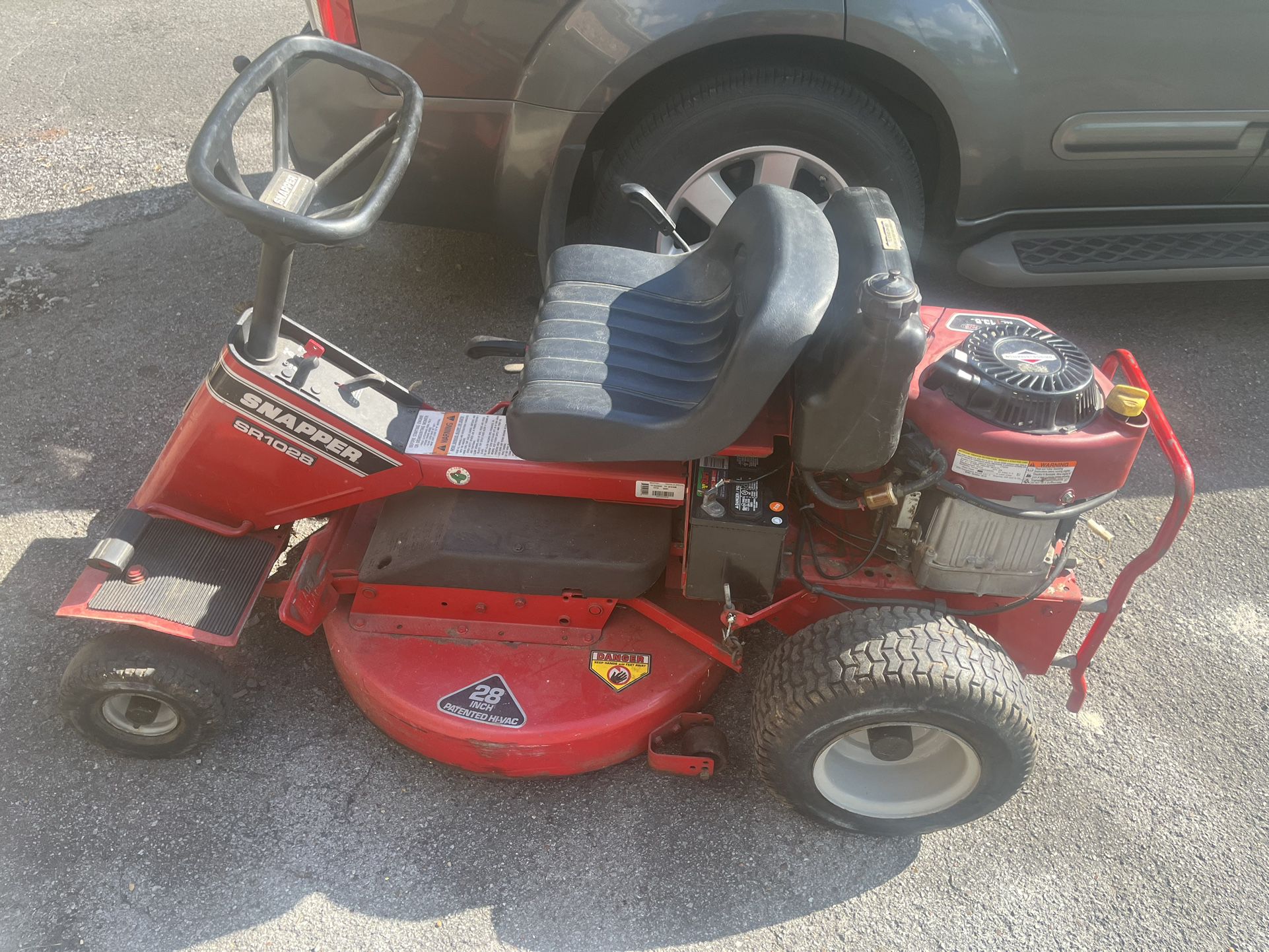 Snapper Rear Engine Riding Mower