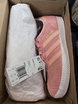 Adidas GAZELLE J Size 4 Brand New In Box With Tags