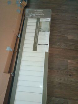 2 folding doors