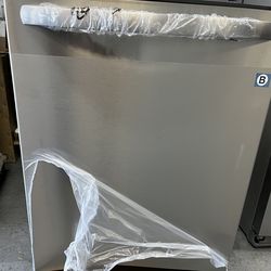 Dishwasher with Dent Sold as is $75 a @ Home Improvement Outlet 16947 D St., Victorville, CA