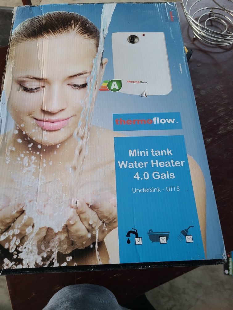 Mini tank water heater