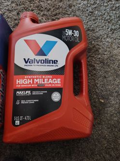 Valvoline High Mile--age 5W-3il 5 Qt