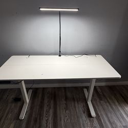 Adjustable height desk