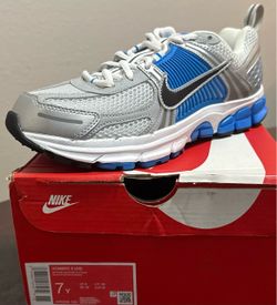 Nike Vomero 5 GS Sneakers