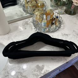 50 Pack Of Black Velvet Hangers 