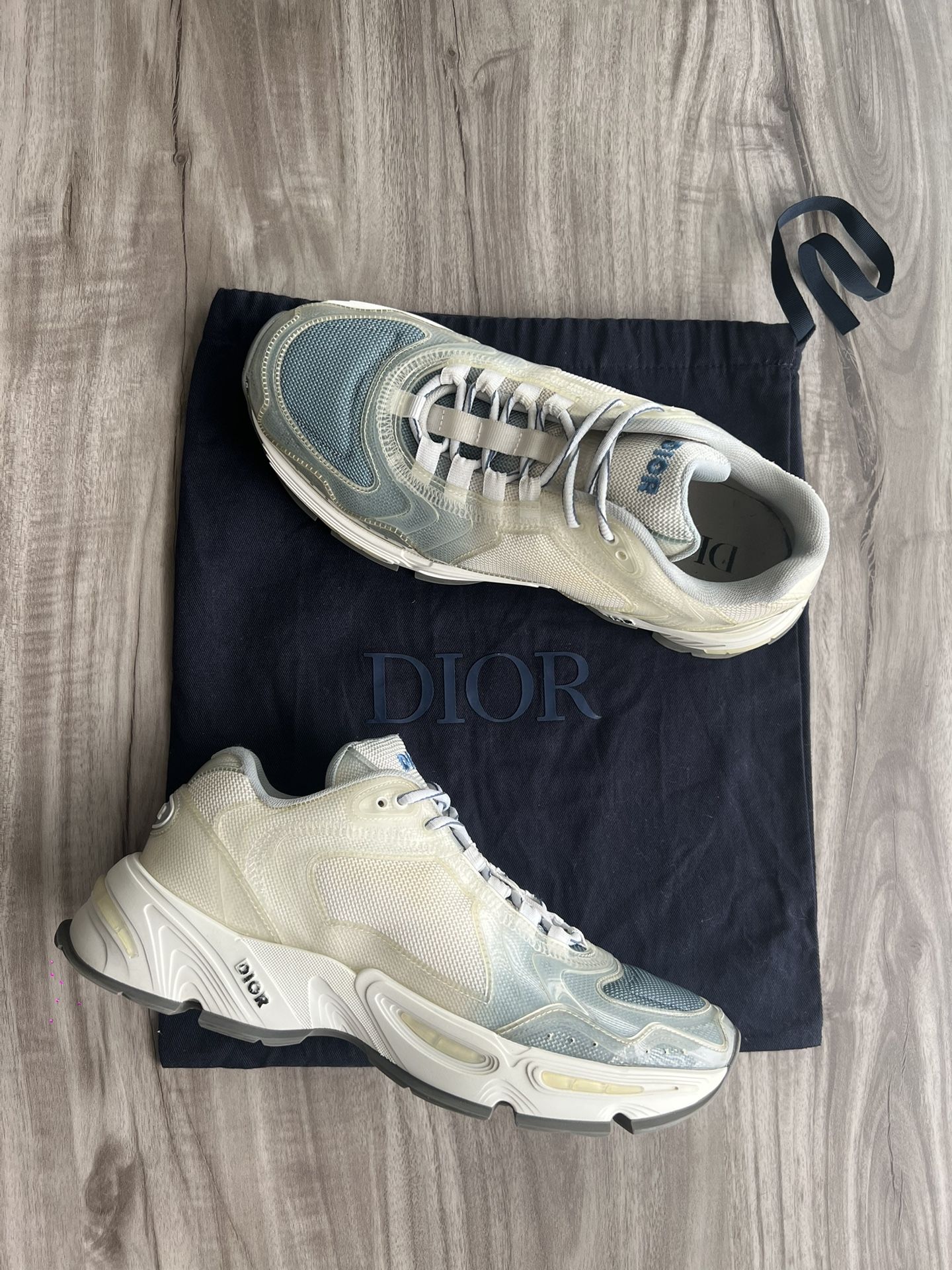 Christian DIOR CD1 Blue Gradient Size 8.5 Men’s/ 10 Women’s