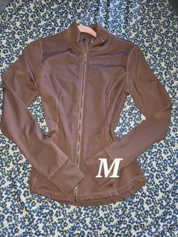 MEDIUM 🌷 Jackets/ Hoodies