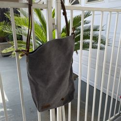 Tom Clovers Crossbody Messenger Tote 👜 Weekender Fashion Bag 💼 