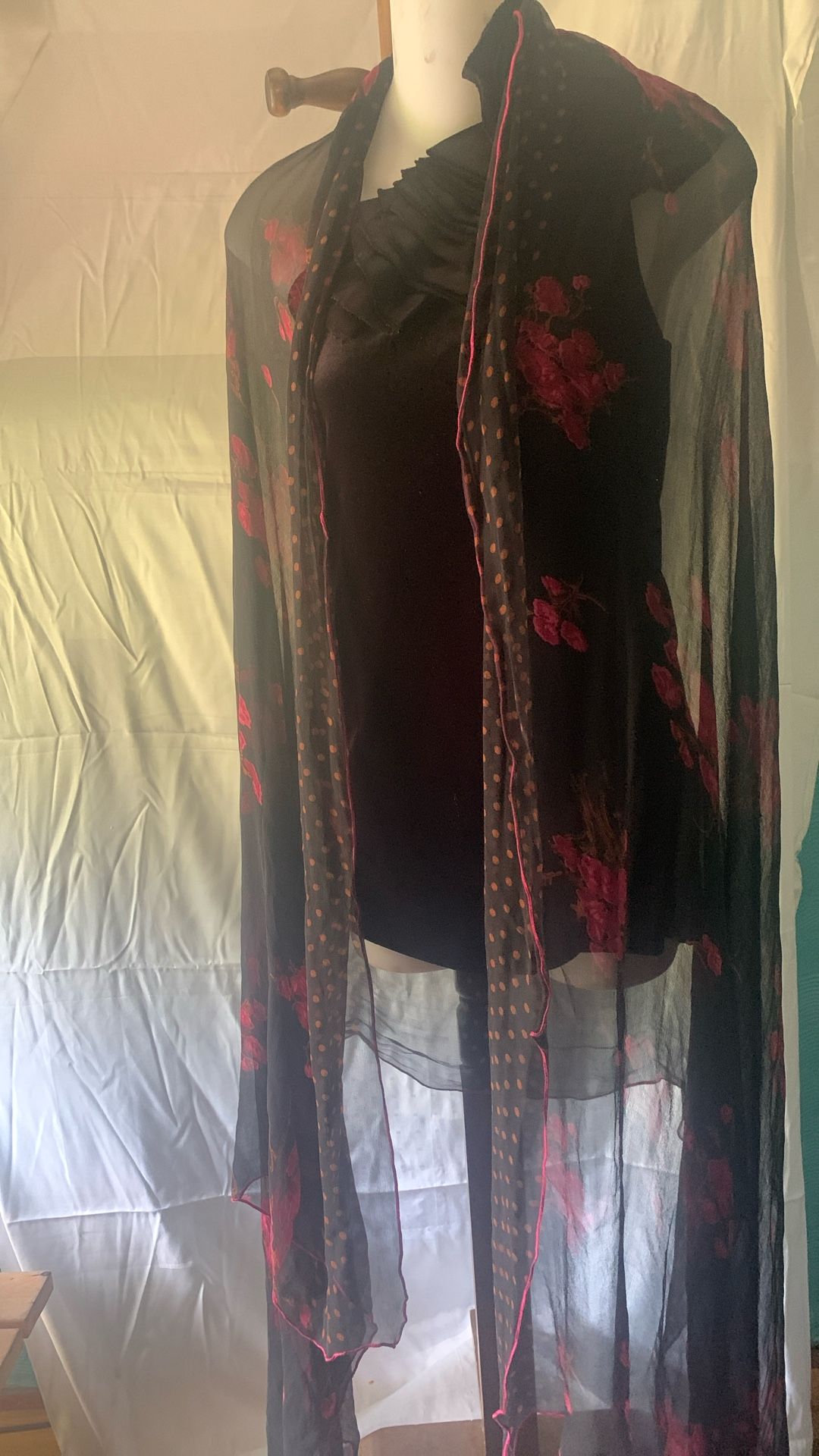 Pashmina Shawl Black With Pink Flowers