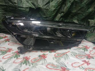 2023-24 Honda CR-V Right Headlight