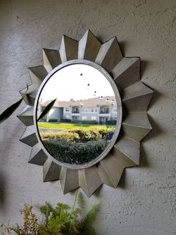 29" Gorgeous Silver Sunburst Mirror