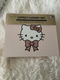 Hello Kitty Bath Set