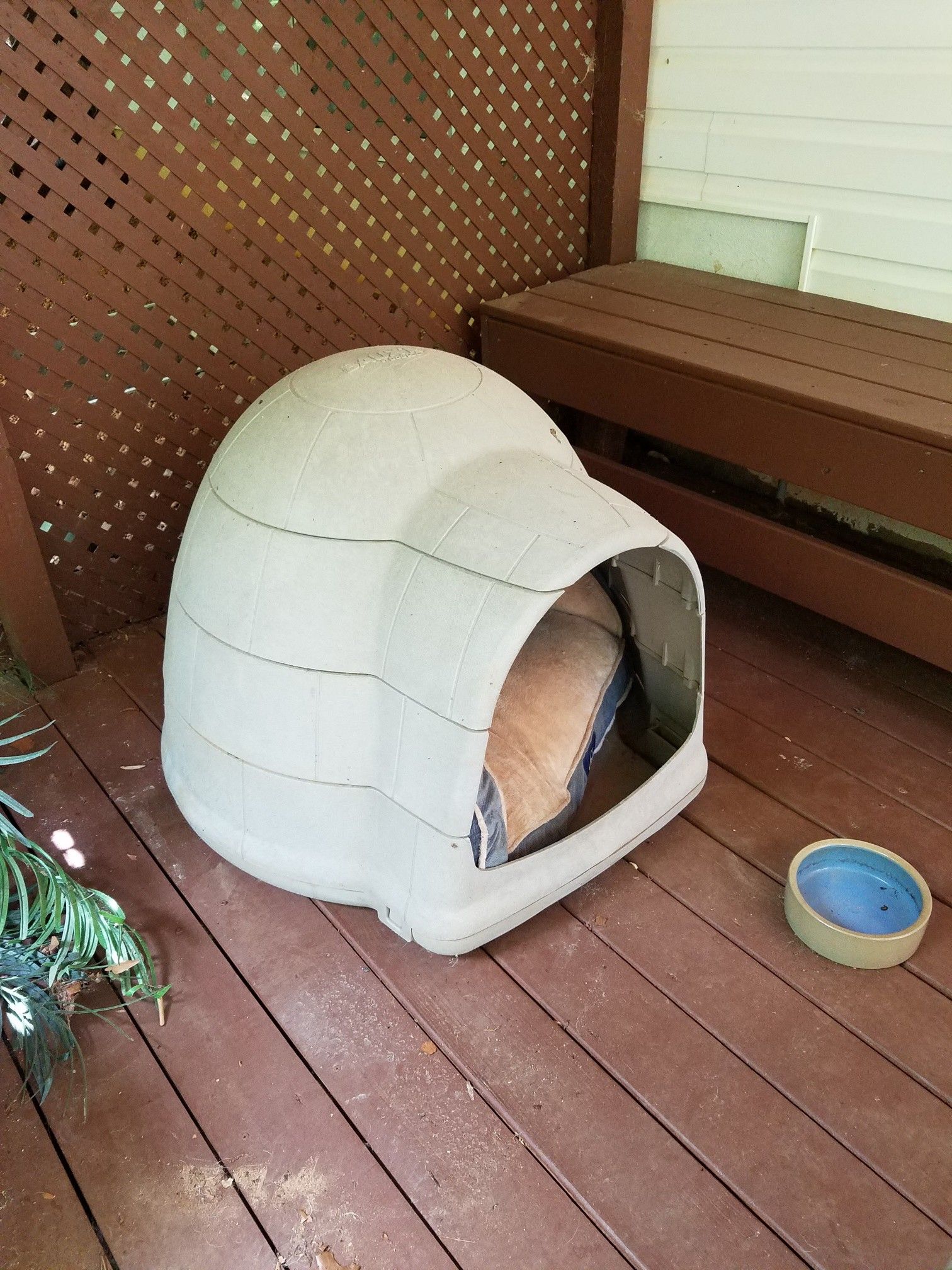 Dog Igloo