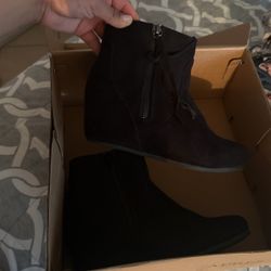 Black Heel Boots Sizes7.5 