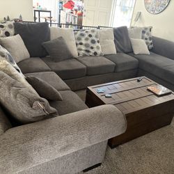 Sectional Couch Grey