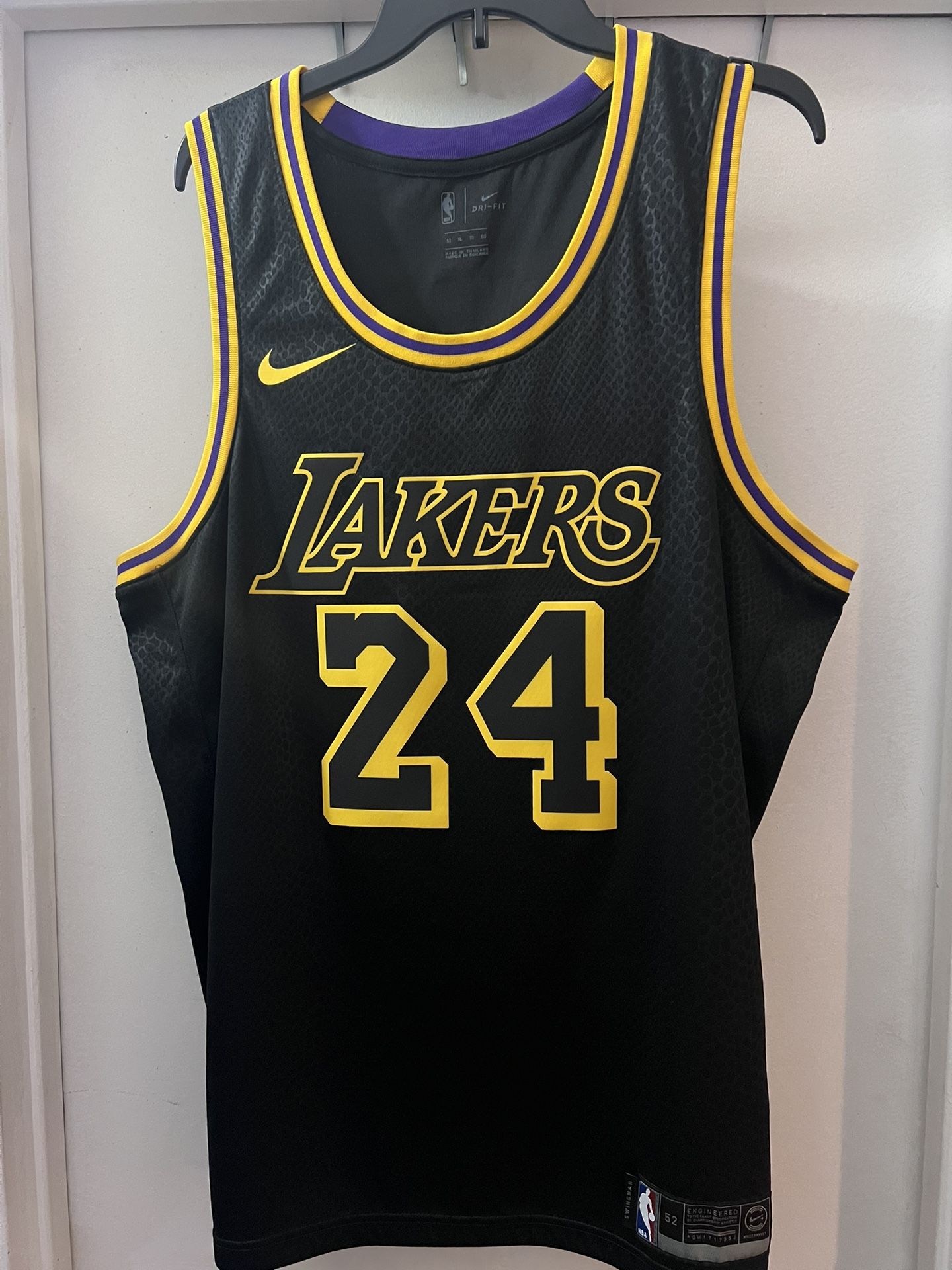Pre Owned Nike Kobe Bryant Lakers Jersey Lore Series XL
