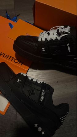 LV  Shoes