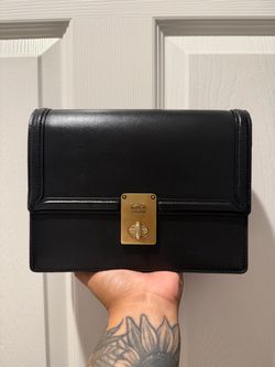 Coach Hutton Crossbody/Shoulder Bag Black