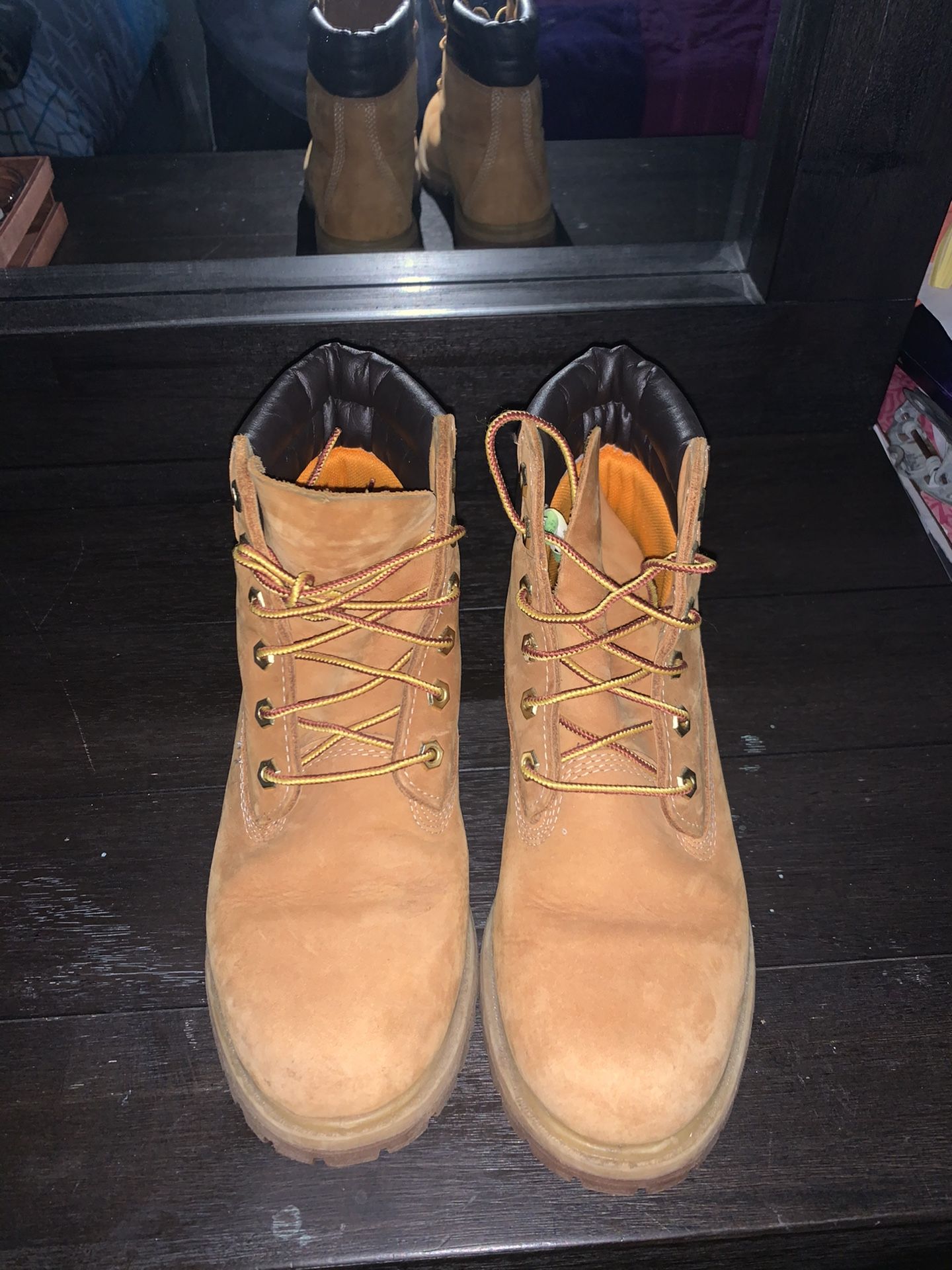 Womens Timberlands size 7.5