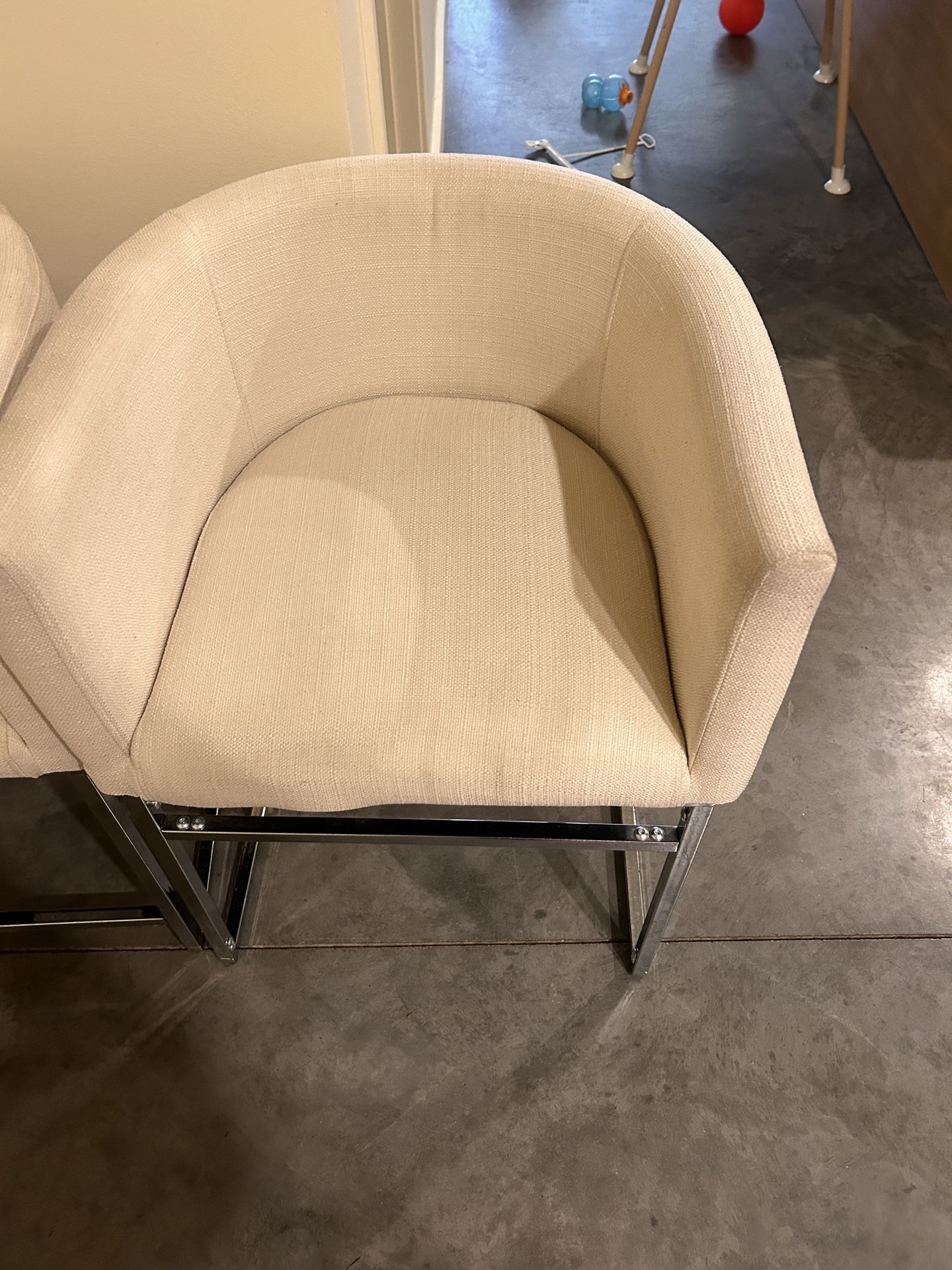 2 Bar Stools