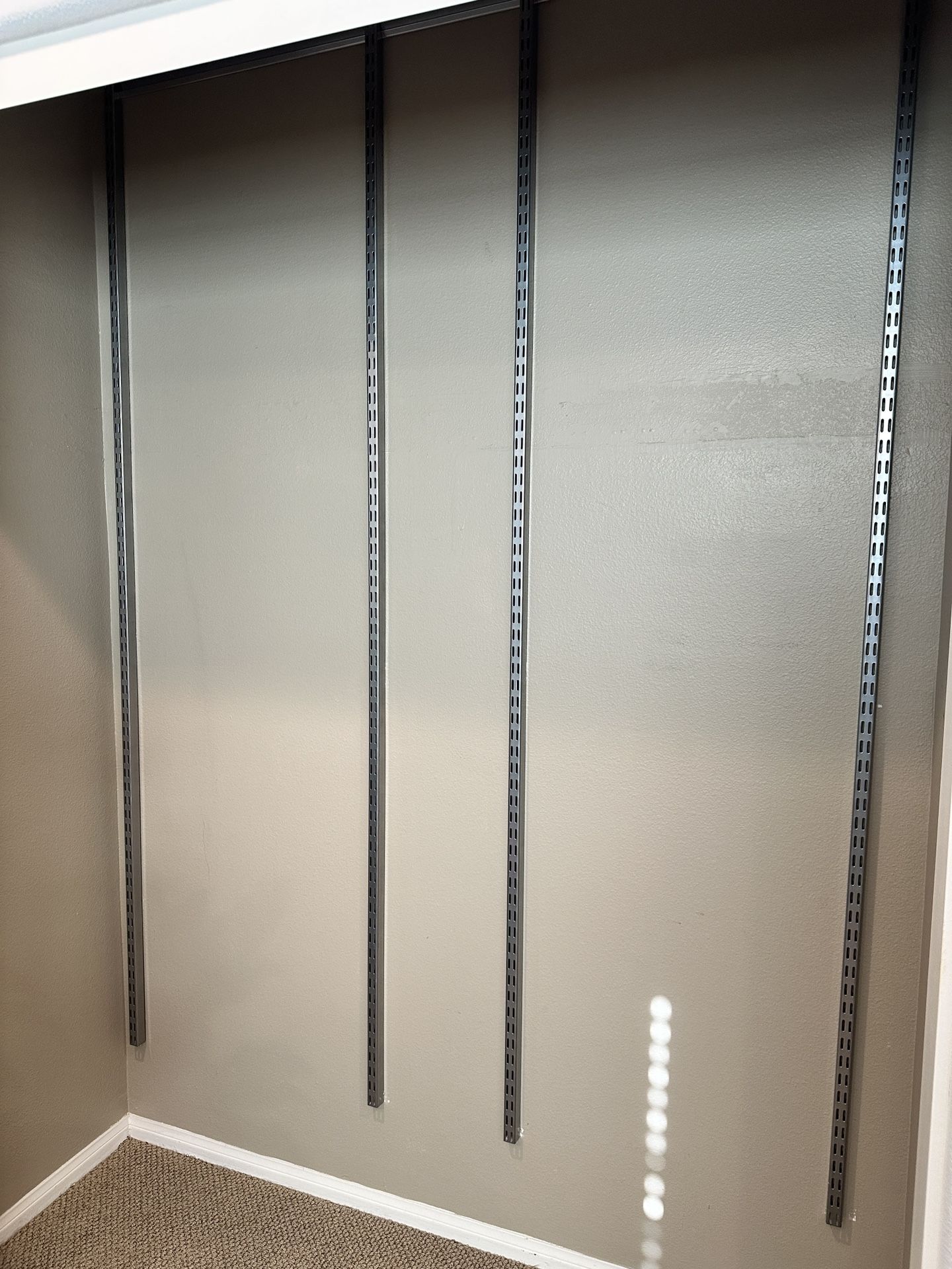 Free Closet Organizer