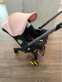 ✨ Doona Infant Car Seat + Stroller – Blush Pink – FULL SET – Expires 2030 ✨