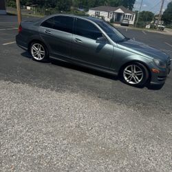 2012 Mercedes-Benz C-Class