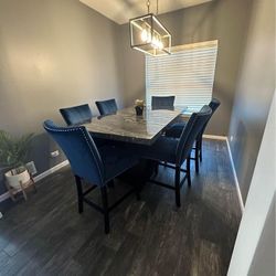 Marble Dining Tables