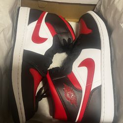 AIR JORDAN 1 MID BLACK/FIRE RED-WHITE NOIR/BLANC/ROUGE FEU