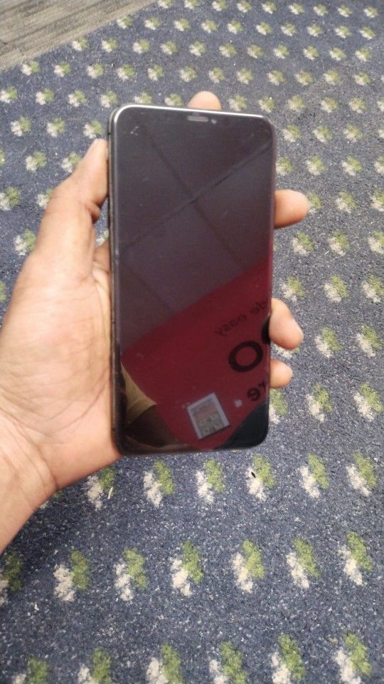 IPHONES AND SAMSUNG REPAIRS