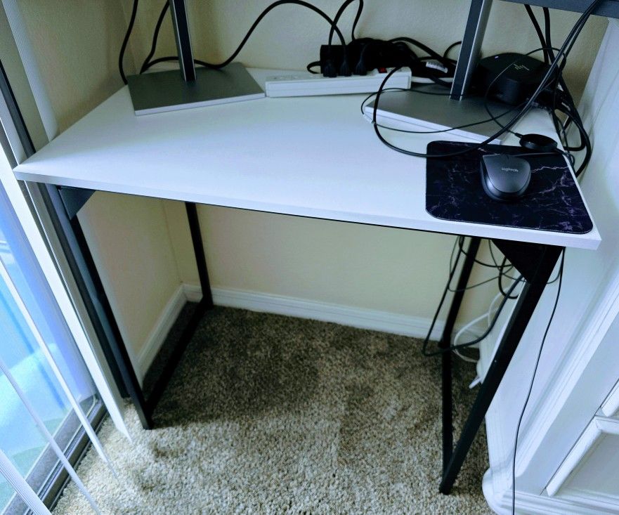 Computer Table