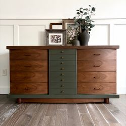 Vintage Long Dresser / Buffet / Sideboard / Credenza