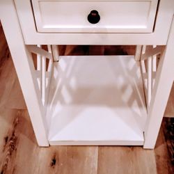 End Table / Night Stand  1 White