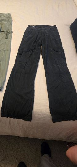 American Eagle stretch cargo girls pants