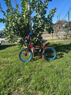 SPIDER-MAN BIKE