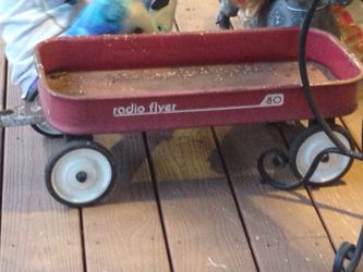 Radio flyer wagon